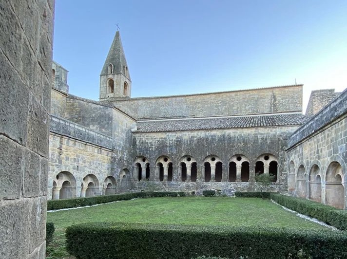 Visite guid�e de l'abbaye du Thoronet suivie d'une randonn�e